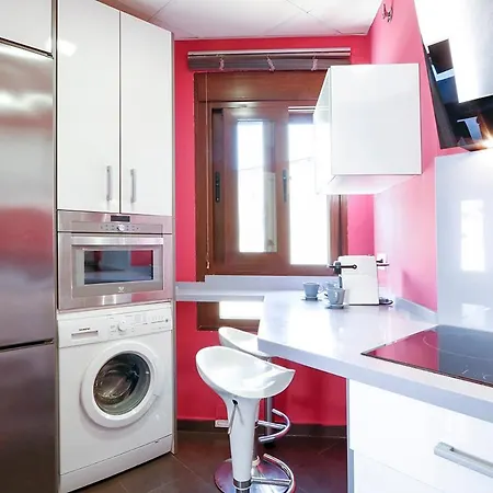 Gatu Premium Atico Caleta , Preferente Mayores De 25 Anos Y Familias Apartment *