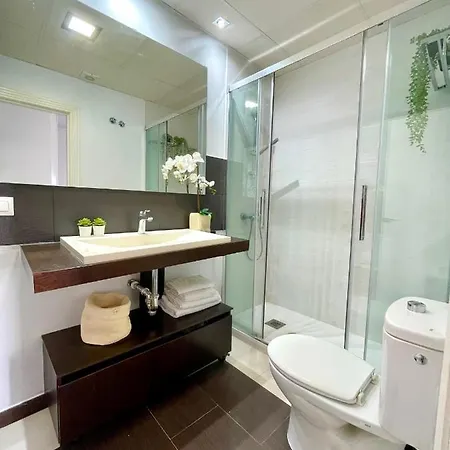 Gatu Premium Atico Caleta , Preferente Mayores De 25 Anos Y Familias Apartment Cadiz