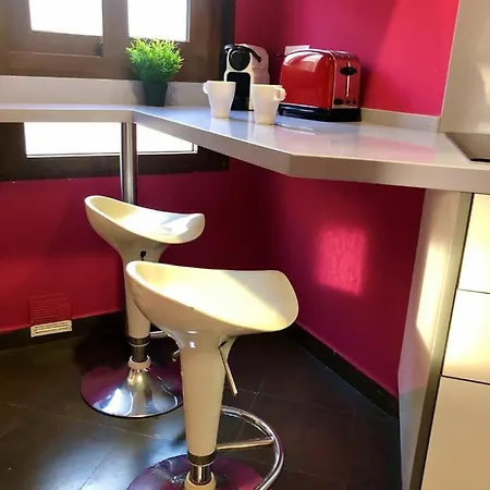 Gatu Premium Atico Caleta , Preferente Mayores De 25 Anos Y Familias Apartment