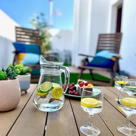 Apartamento Gatu Premium ático Caleta , Preferente Mayores De 25 Años Y Familias Cádis