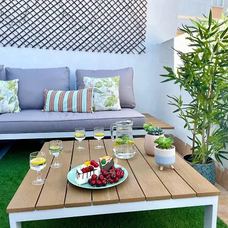 Apartamento Gatu Premium ático Caleta , Preferente Mayores De 25 Años Y Familias Cádis